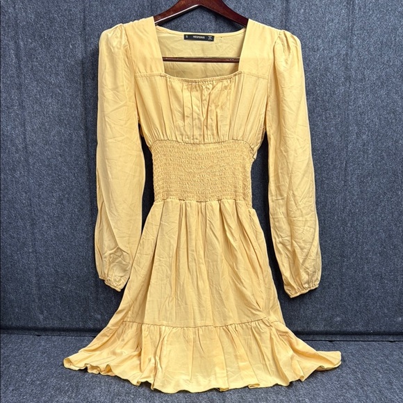Hesperus Dresses & Skirts - Hesperus Yellow Ruched Square Neck Sundress